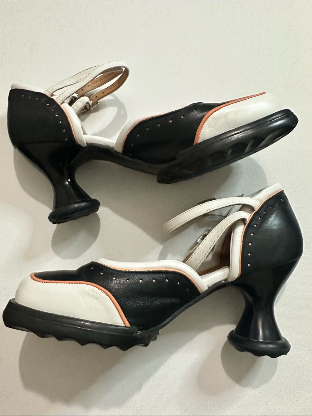 John Fluevog Mini Qtee Double Ankle-Strap Pumps Black, White Peach Trim Heels 10